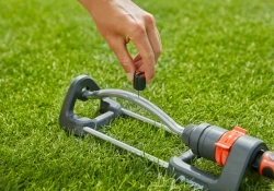 Zraszacz wahadłowy Aqua S 18700-20 Gardena