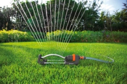 Zraszacz wahadłowy Aqua S 18700-20 Gardena