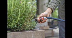 Wąż tekstylny Liano 10 m z adapterem do kranów wewnętrznych – zestaw