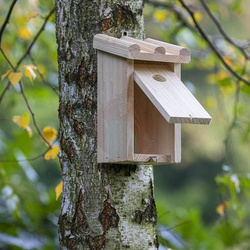 Budka lęgowa z daszkiem jednospadowym (751106)