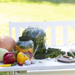 Wielofunkcyjny słoik 8 L z zakrętka czarną