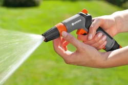 Pistolet zraszający Classic do mycia i podlewania 18301-20 Gardena