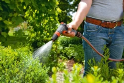 Pistolet zraszający Classic do mycia i podlewania 18301-20 Gardena