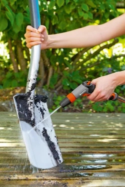 Pistolet zraszający Classic do mycia i podlewania 18301-20 Gardena