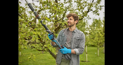 Nożyce akumulatorowe teleskopowe do gałęzi HighCut 250/18V P4A – zestaw